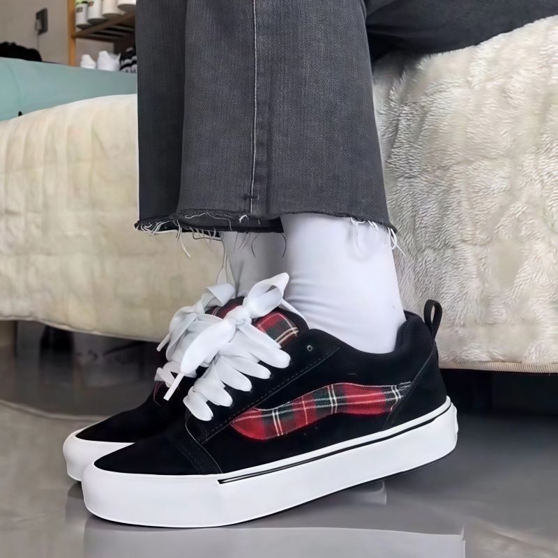 Damen Modische Sneakers mit kariertem Design und bequemem Fußbett Echo Archiv