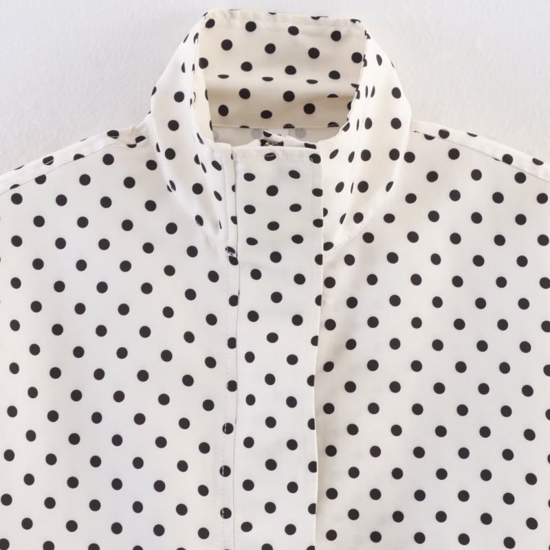 Damen Gekürzte gesteppte Jacke mit Polka‑Dot‑Print, Stehkragen und Tunnelzug Echo Archiv