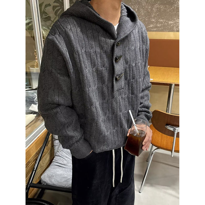 Herren Grobstrickpullover mit Kapuze und Knopfverschluss Echoarchiv