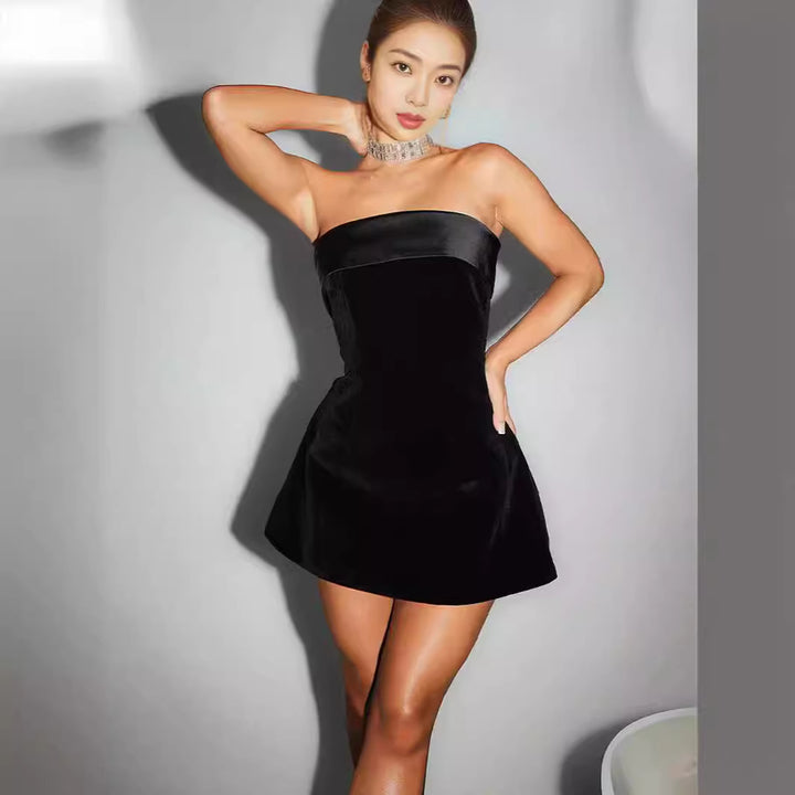 Damen Wadenlanges, trägerloses Cocktailkleid aus samtiger Mikrofaser Echo Archiv