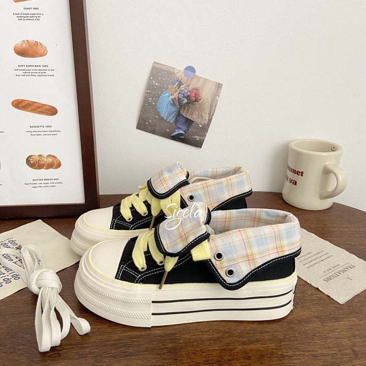 Damen Plateau Sneakers mit verspieltem Karomuster und praktischer Schnürung Echo Archiv