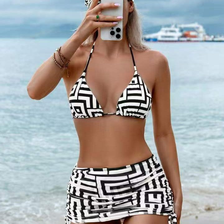 Damen Triangel-Bikini mit asymmetrischem Rock Echo Archiv