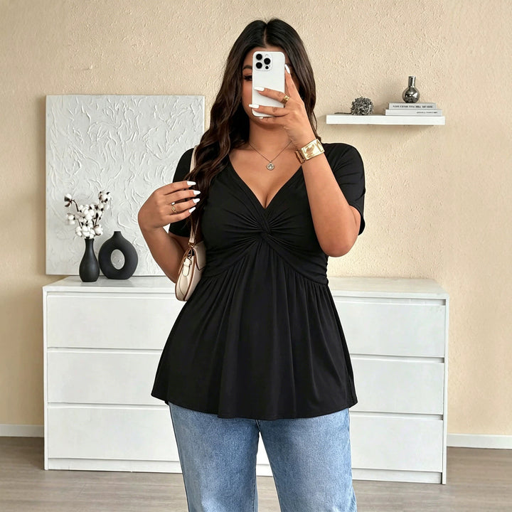 Damen Kurzarm-Bluse mit raffiniertem Wickeldesign und V-Ausschnitt Echo Archiv