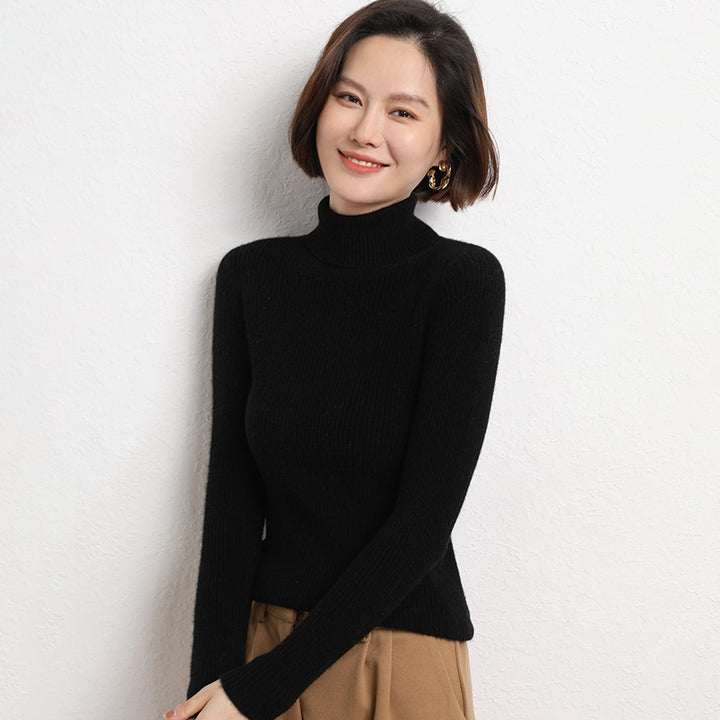 Damen Taillierter Feinstrick-Rollkragenpullover mit feiner Rippenstruktur und Kaschmir-Optik Echoarchiv