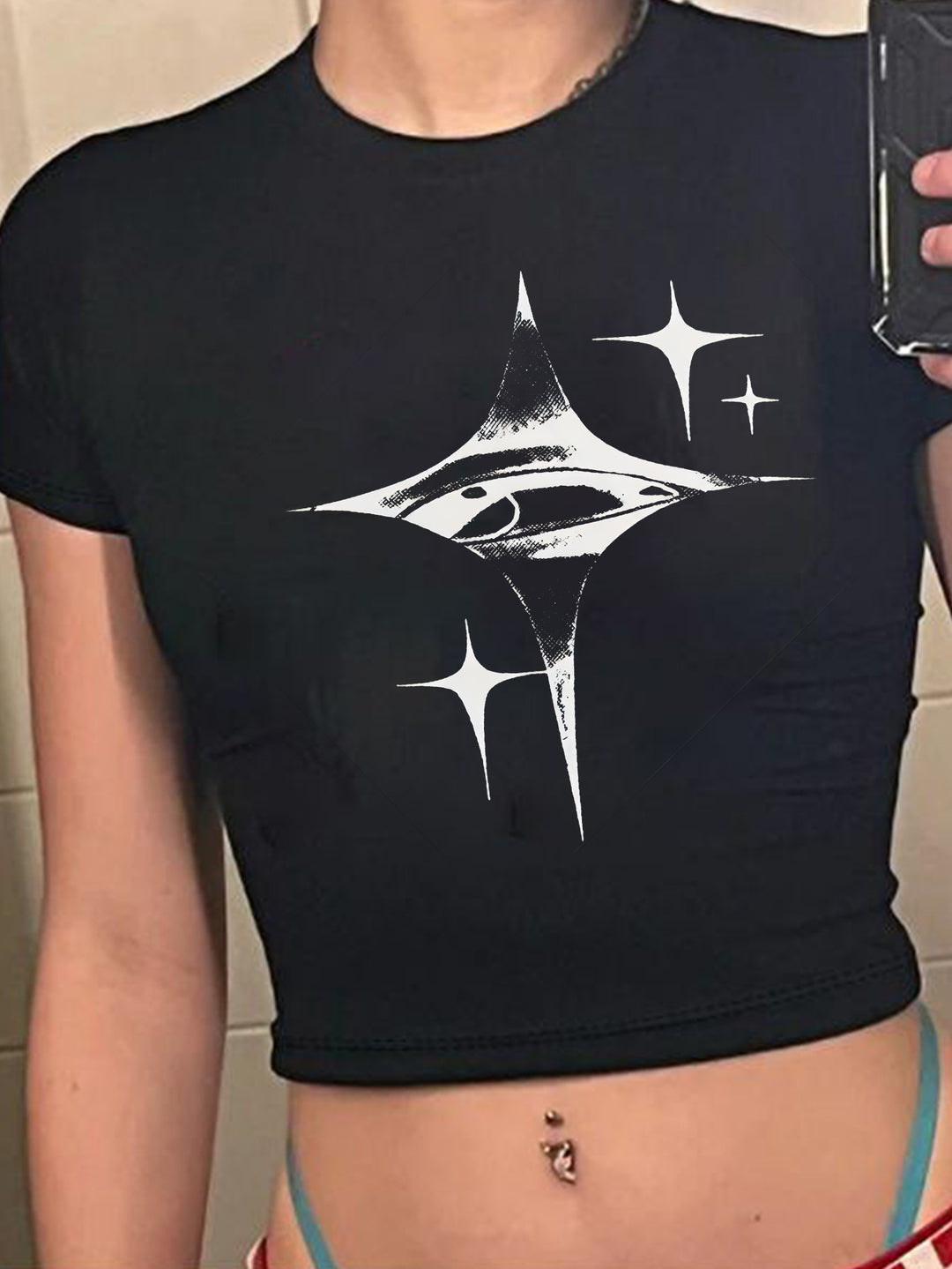 Damen Crop-T-Shirt mit auffälligem Statement-Print Echo Archiv