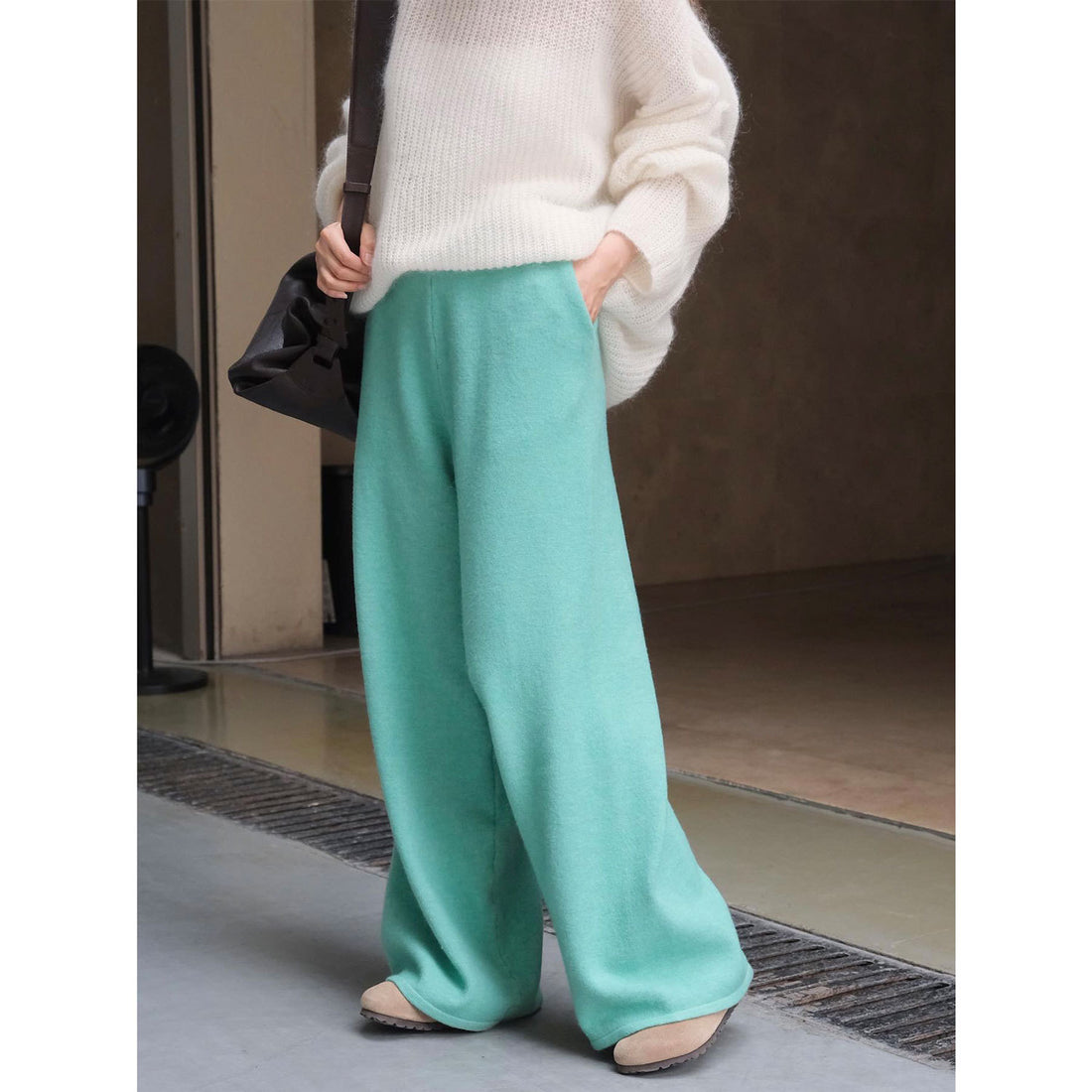 Damen Weite Strick‑Palazzohose im Lounge‑Look mit hohem Bund Echoarchiv