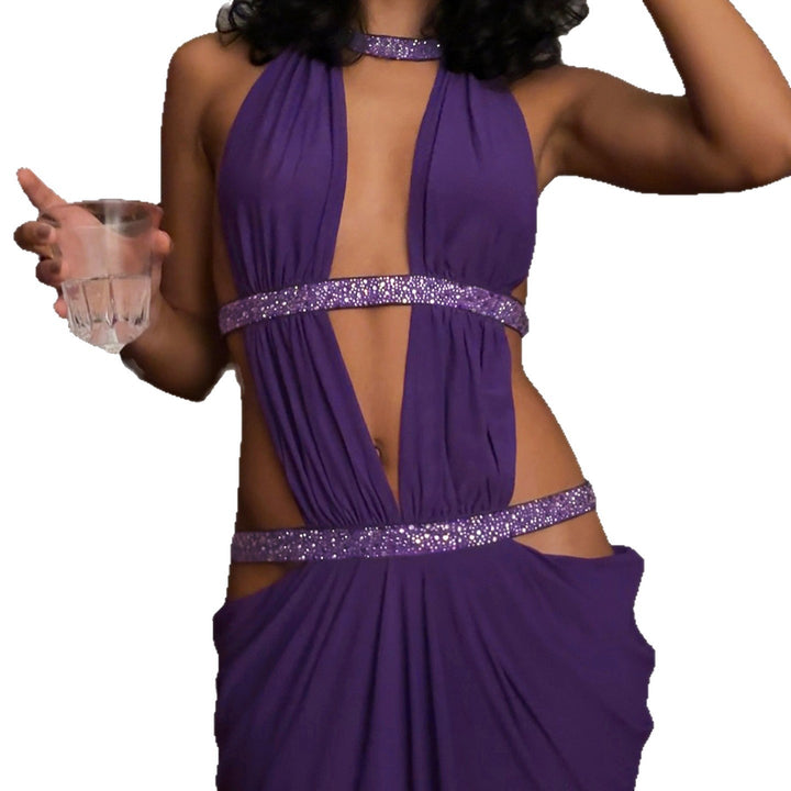 Damen Maxikleid mit tiefem V-Ausschnitt und elegantem Rückendetail Echo Archiv