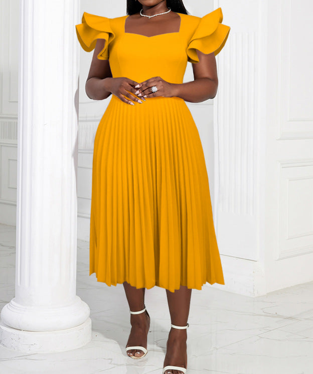 Damen plissiertes Maxikleid mit eleganten Rüschendetails Echo Archiv