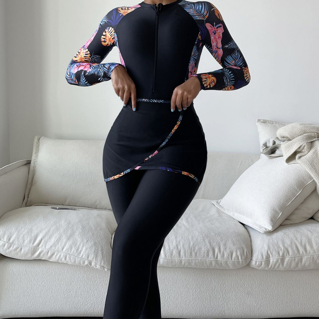 Damen Sportlicher Schwimmanzug mit UV-Schutz und femininem Wickeldesign Echo Archiv