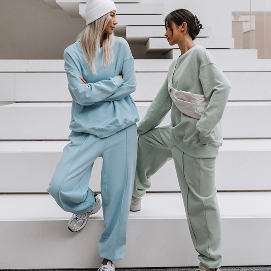 Damen nan weiches Oversize-Sweatshirt und weite Relaxhose im Vintage-Washed-Finish Echo Archiv