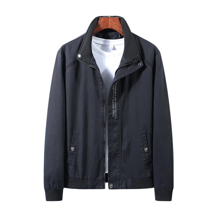 Herren moderne Übergangsjacke mit Stehkragen und praktischen Taschen Echoarchiv