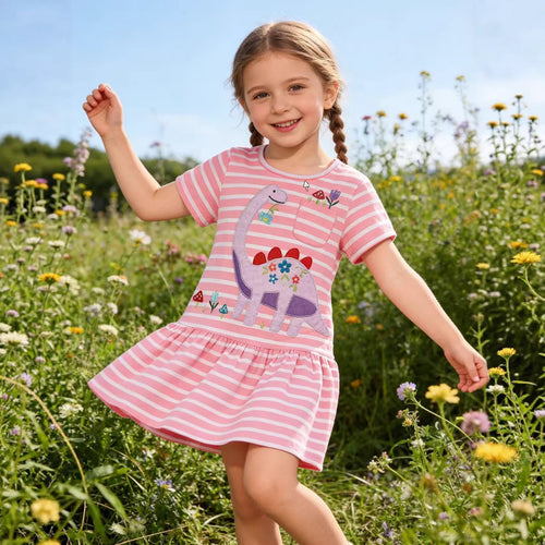 Mädchen Freizeitkleid mit verspieltem Dinosaurier-Motiv und Rüschensaum Echo Archiv
