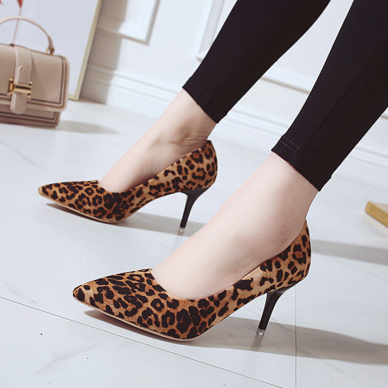 Damen nan spitze Court-Pumps mit schlankem Stilettoabsatz und gepolsterter Komfortinnensohle Echo Archiv