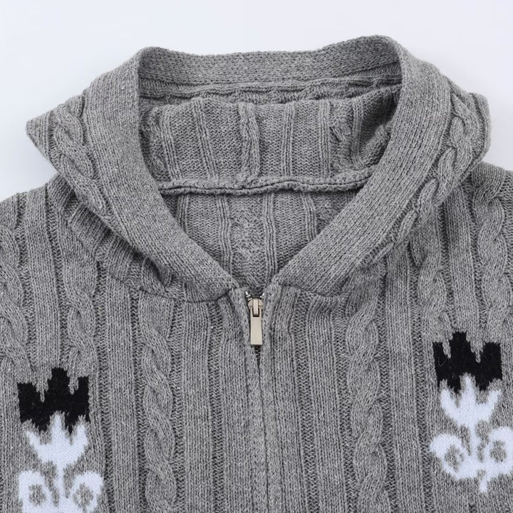 Damen Zweiteiliges Strick-Set mit Zipper-Kapuzenjacke und kurzem Zopfmuster-Rock Echoarchiv