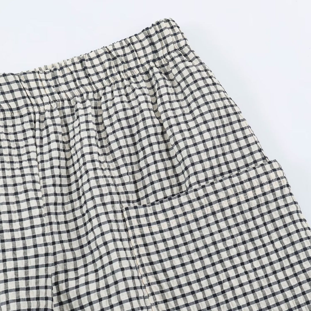 Damen Leichte karierte Seersucker-Hose mit Gummibund, aufgesetzten Taschen und schmal zulaufendem Bein Echo Archiv