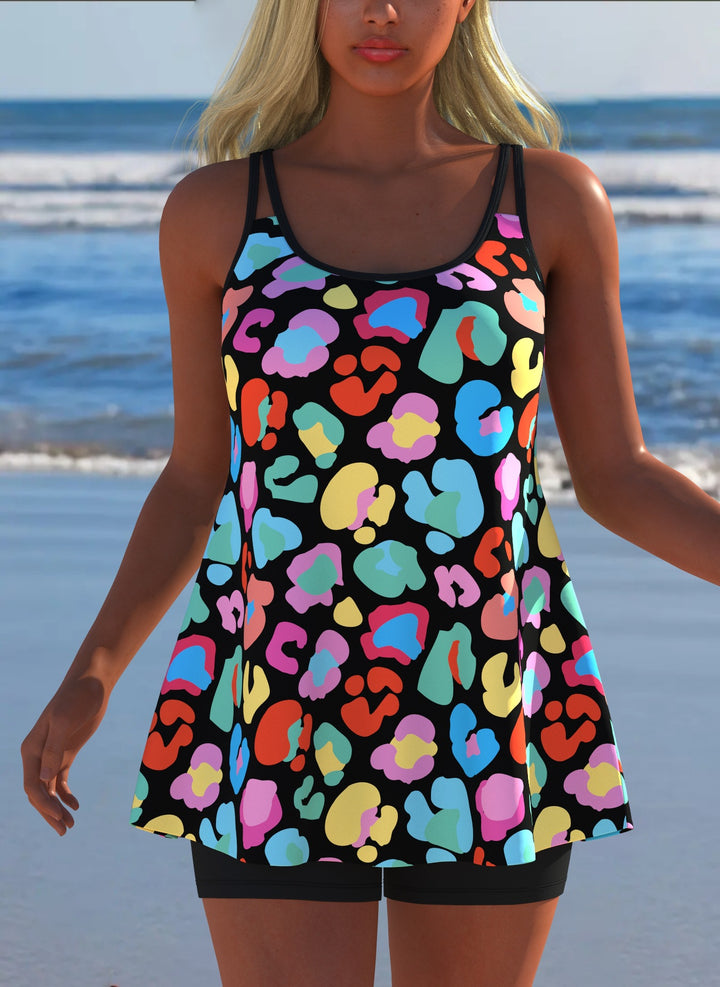 Damen Schwimmanzug in Plissee-Optik mit floralen Mustern und bequemen Shorts Echo Archiv