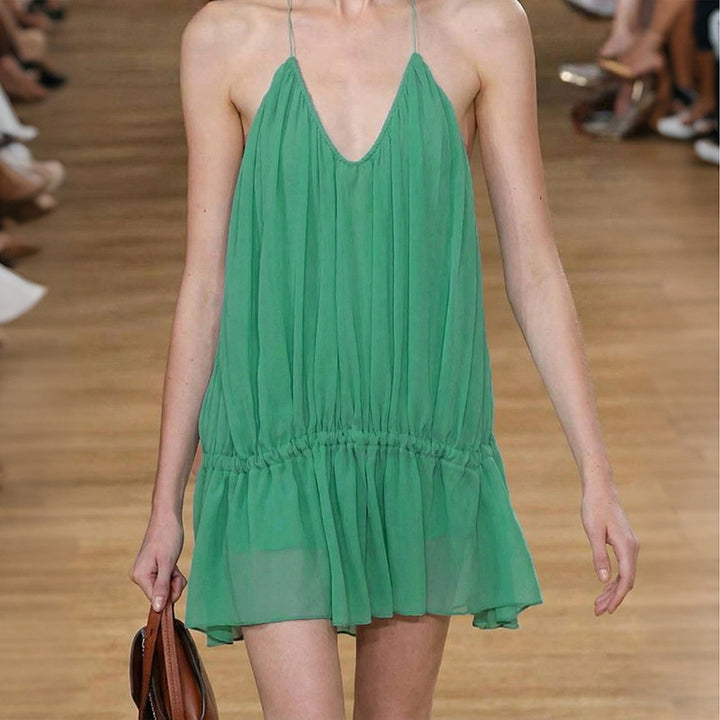 Damen Freizeitkleid mit raffiniertem V-Ausschnitt und schwingendem Rock Echo Archiv