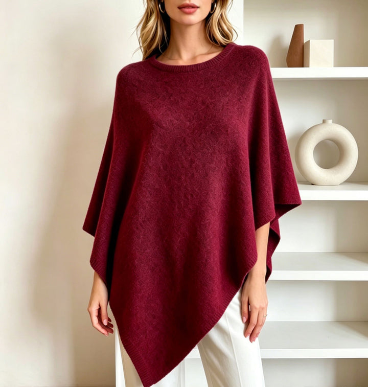 Damen Oversize Strickponcho mit weitem Rundhalsausschnitt – Célinea