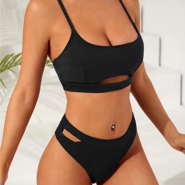 Damen Sportliches Bikini-Set mit cut-out Details Echo Archiv