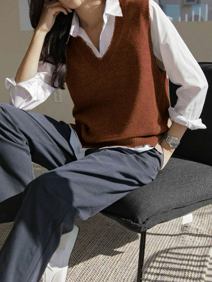 Damen Feinstrick-V-Ausschnitt Pullunder aus weichem Wollmix – Mavelle
