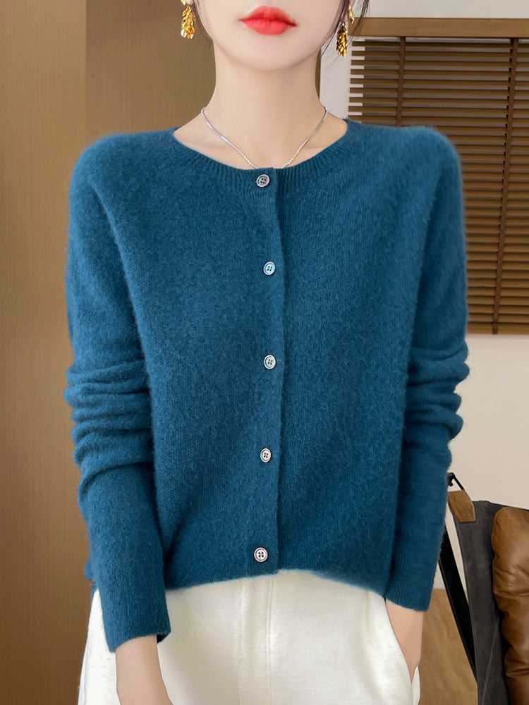 Damen Kuscheliger Kurzcardigan aus Mohair‑Mix mit feiner Schurwollstruktur und Perlmuttknopfleiste Echoarchiv