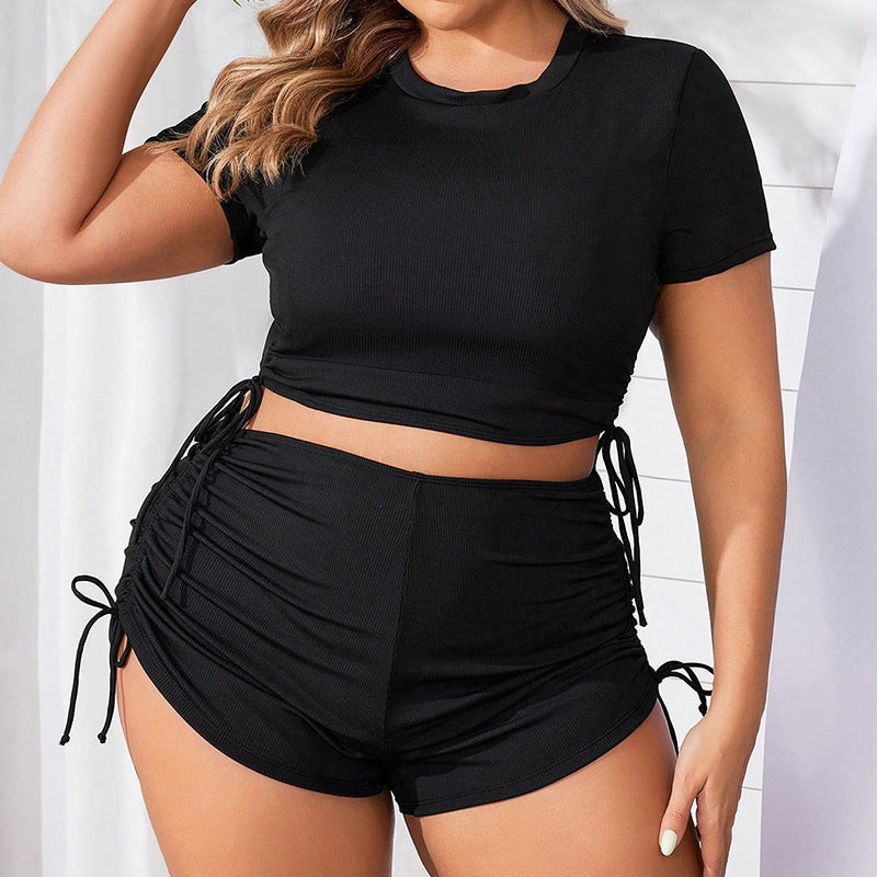 Damen Sportliches Crop-Top und Shorts Set Echo Archiv