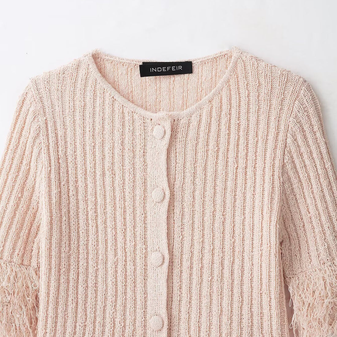 Damen Bouclé-Cardigan mit Fransenärmeln und verdeckter Knopfleiste Echoarchiv