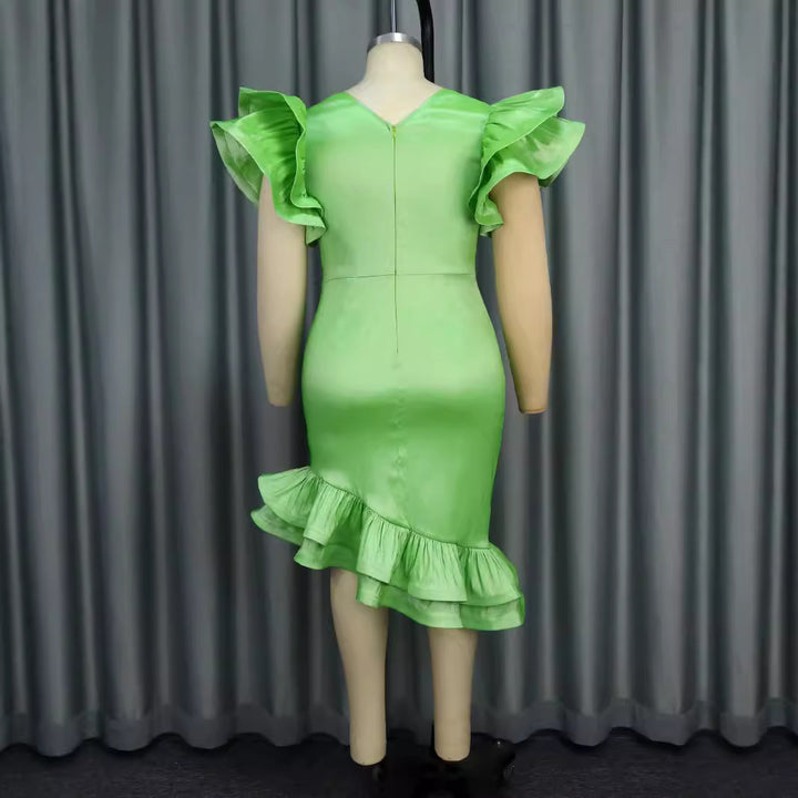 Damen elegantes Kleid mit voluminösen Rüschenärmeln und seitlichem Schlitz Echo Archiv