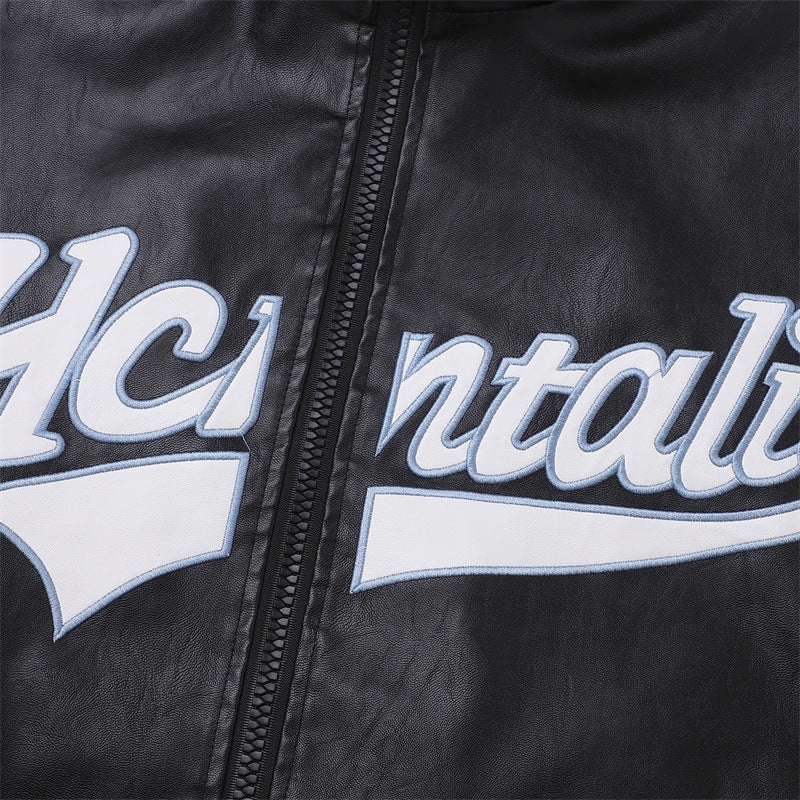 Herren Lederimitat-Bomberjacke mit Stehkragen, Logostickerei & Frontzip Echoarchiv