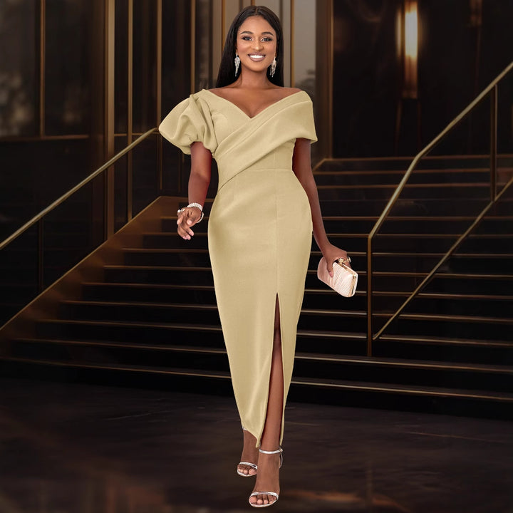 Damen Elegantes Maxikleid mit asymmetrischem Ausschnitt und voluminösen Puffärmeln Echo Archiv