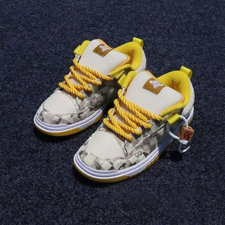 Damen urbane Sneaker mit innovativer Schnürung und extra dämpfender Sohle Echo Archiv
