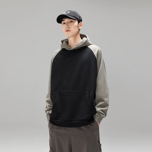 Herren Kapuzenpullover im Colourblock-Design mit Raglanärmeln, Kängurutasche und geripptem Saum Echo Archiv