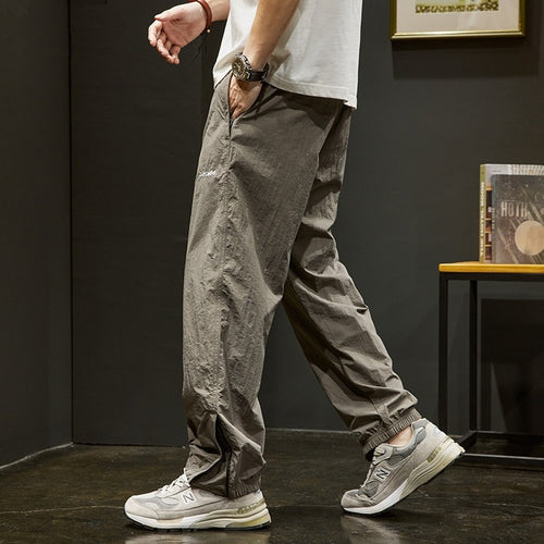 Herren lässige Jogginghose mit elastischem Bund und praktischen Seitentaschen Echoarchiv