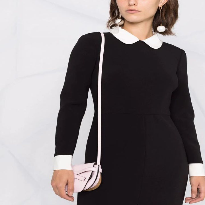 Damen Midikleid mit Peter-Pan-Kragen, tailliertem Schnitt und langen Ärmeln Echoarchiv