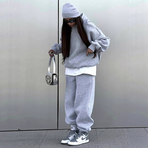 Damen urbanes Oversize-Lounge-Set mit Kapuzenpullover, locker geschnittener High-Waist-Jogginghose und passender Mütze – Auréline