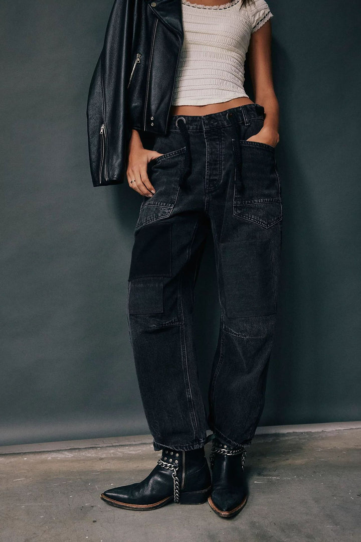 Damen nan hochgeschnittene Jeans im weiten Schnitt mit aufgesetzten Taschen und Kordelzug Echo Archiv