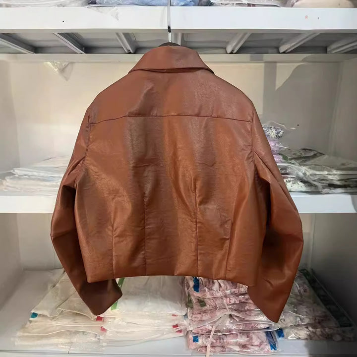 Damen nan taillierte Kunstlederjacke im Blousonstil mit Hemdkragen Echo Archiv