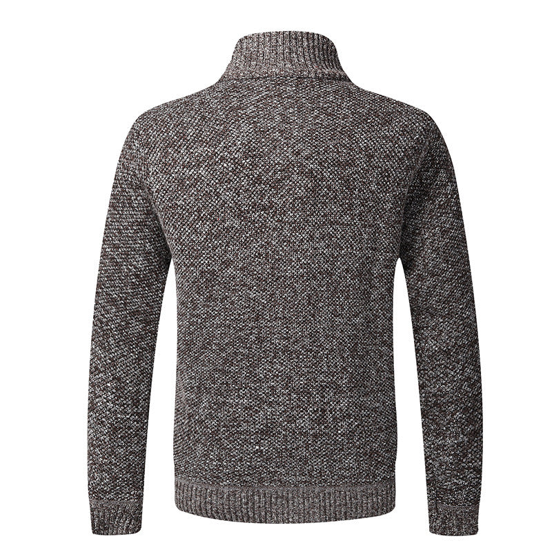 Herren modische Strickjacke mit hochgeschlossenem Kragen und praktischen Taschen Echoarchiv