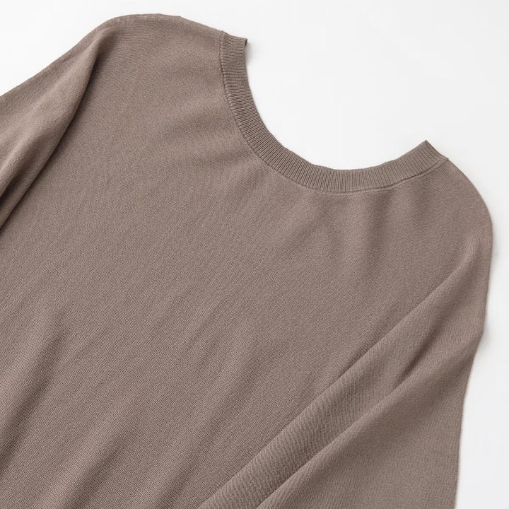 Damen luftiges Kleid mit weitem Schnitt und eleganten Puffärmeln Echo Archiv