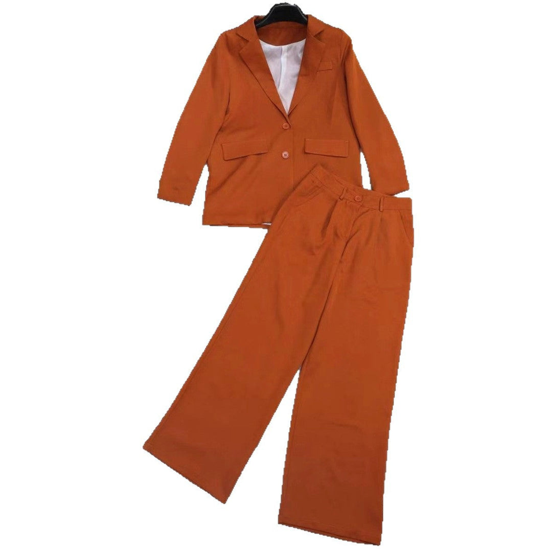 Damen Eleganter Zweiteiler im Business-Look Echoarchiv