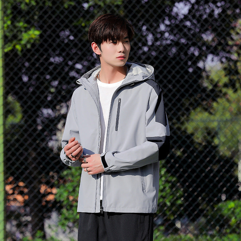 Herren Sportliche Softshell-Outdoorjacke mit Kapuze, Colorblock-Ärmel und wasserabweisender Membran Echoarchiv