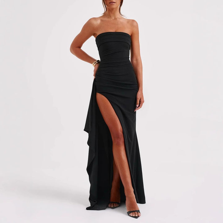 Damen Elegantes trägerloses Abendkleid mit asymmetrischem Schlitz Echo Archiv