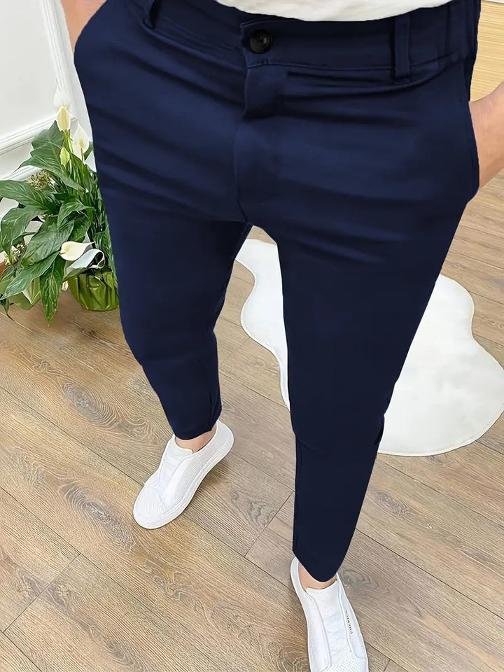 Herren Modische Slim-Fit Hose mit elastischem Bund und praktischen Taschen Echoarchiv