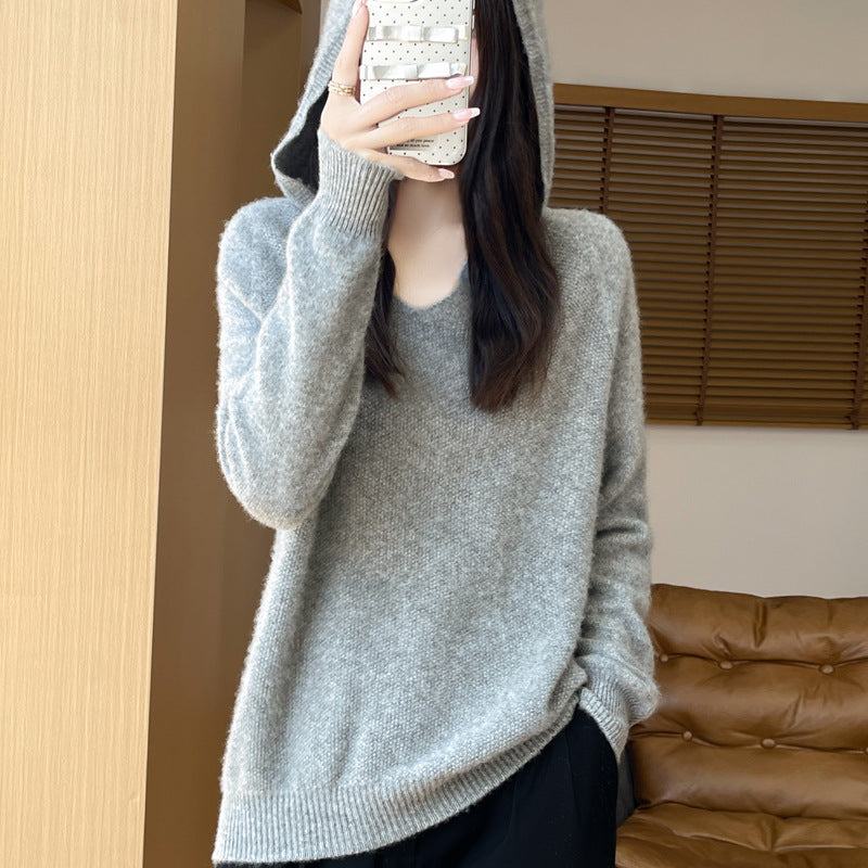 Damen Weicher Mohair‑Optik Kapuzenpullover mit V‑Ausschnitt und geripptem Saum Echoarchiv
