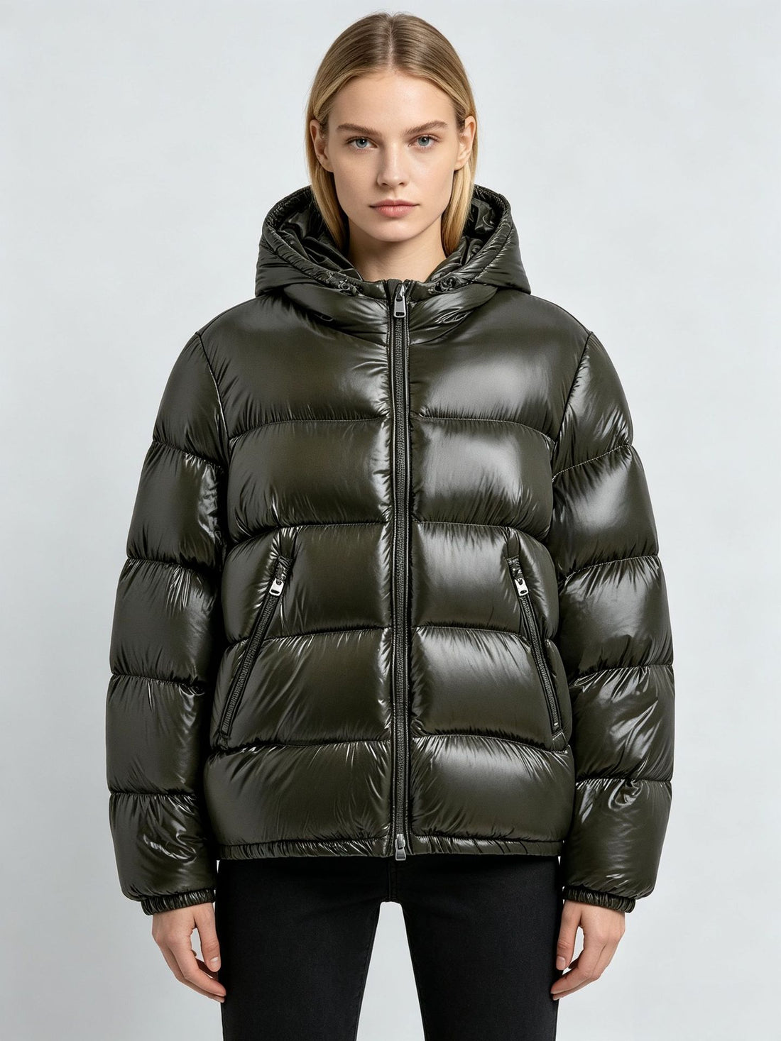 Damen Stylische Daunenjacke mit Kapuze – Célinea