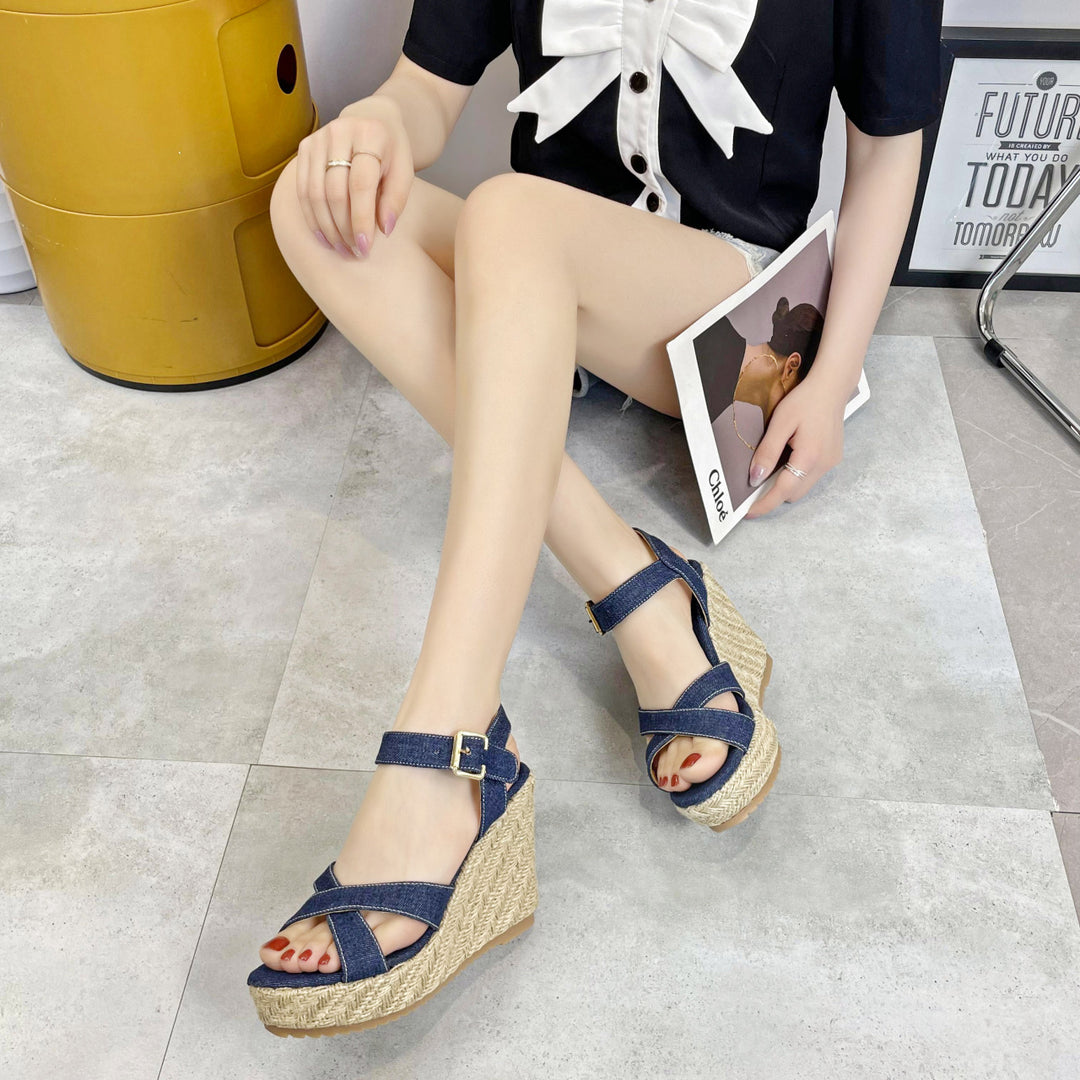 Damen nan Keil-Espadrille-Sandale mit geflochtener Juteplattform, gekreuzten Textilriemen und verstellbarer Metallschnalle Echo Archiv