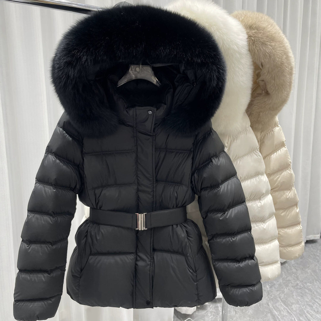 Damen Taillierte Stepp-Pufferjacke mit Gürtel, hohem Kragen und abnehmbarem Fellbesatz Echo Archiv