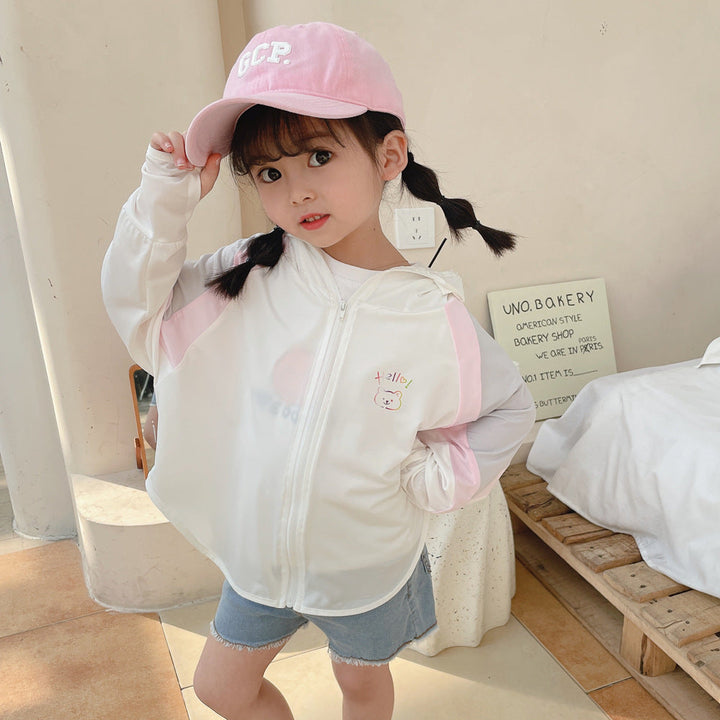 Unisex nan ultraleichte Kinder-Sonnenschutzjacke mit Kapuze, Reißverschluss, Meshfutter und Bärenstickerei  Echo Archiv