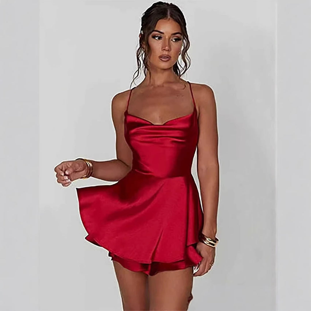 Damen Charmantes Minikleid mit Schichten und Spaghettiträgern Echo Archiv