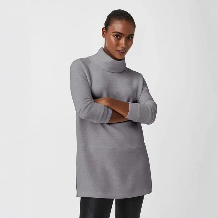 Damen Cozy Funnel Neck Tunika Pullover mit Übergrößen-Schnitt und seitlichen Schlitzen Echoarchiv